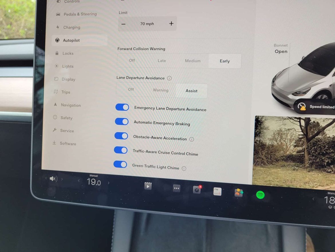 Tesla Autopilot Visualization Tesla Not Showing Other Cars and Vehicle Visualizations are Missing ...